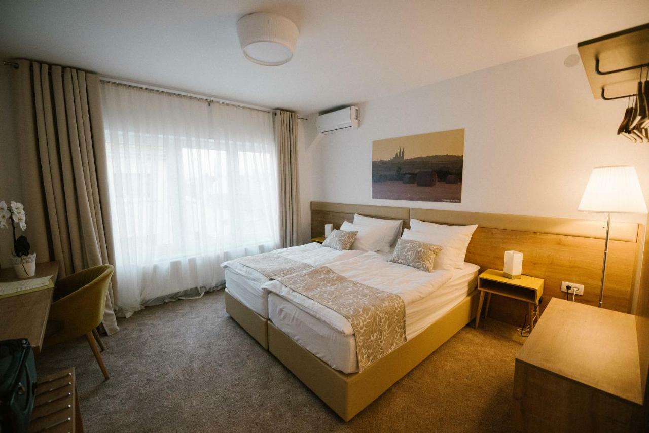 2I Rooms Джяково Экстерьер фото